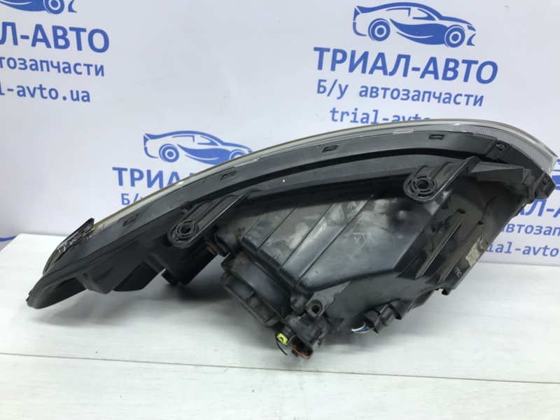 Фара левая галоген Soul 2008-2014 AM 1.6 бензин G4FC Фара левая галоген Soul 2008-2014 AM 1.6 бензин G4FC