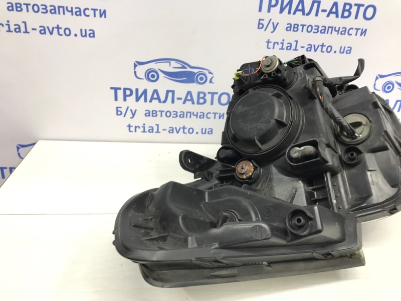 Фара левая галоген Soul 2008-2014 AM 1.6 бензин G4FC Фара левая галоген Soul 2008-2014 AM 1.6 бензин G4FC