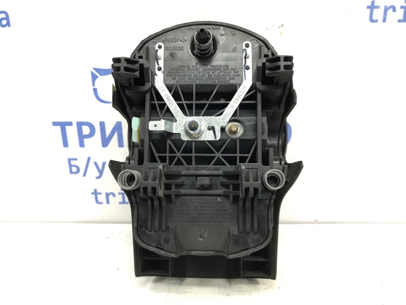 Подушка безопасности в руль Nissan Navara D40 2.5 Diesel YD25DDTI