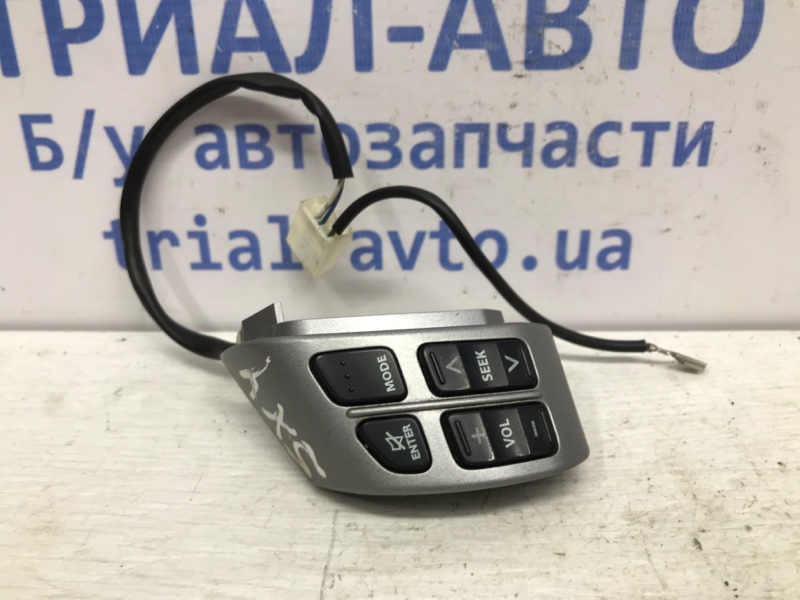 Кнопки руля Suzuki SX4 2006-2013 1 1.6 бензин M16A 3746054L20ZCP Б/У