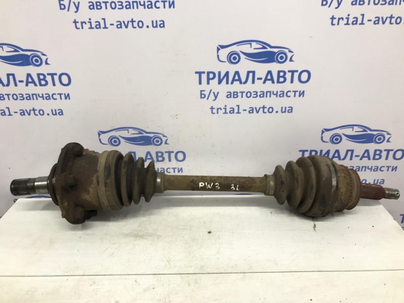 Привод задний левый Mitsubishi Pajero Wagon 1999-2006 3 3.2 Дизель 4M41 MR528647 Б/У