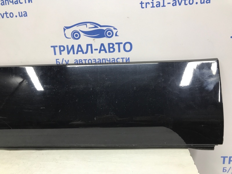 Накладка двери передняя правая Suzuki Grand Vitara JT 2.4 бензин J24B