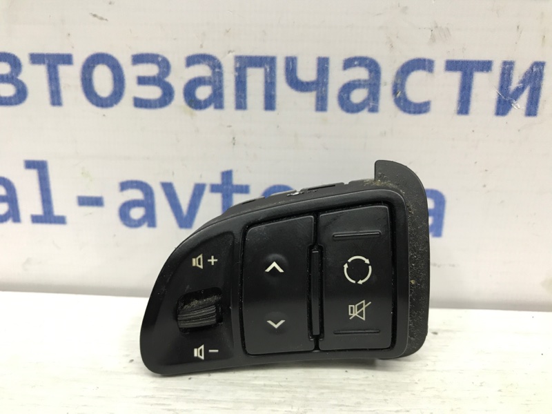 Кнопки руля KIA Ceed 2006-2012 ED 1.6 diesel D4FB 967201H000 Б/У