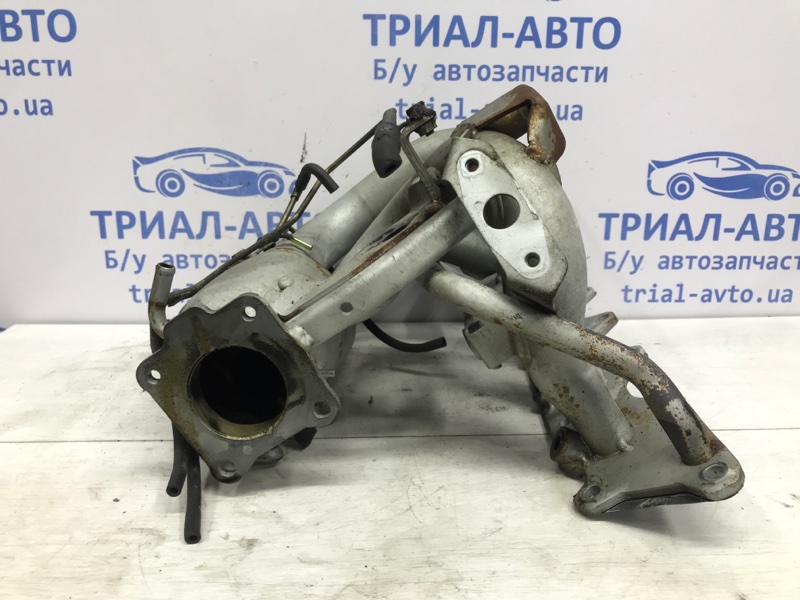 Коллектор впускной металл Lancer 2003-2009 9 1.6 бензин 4G18