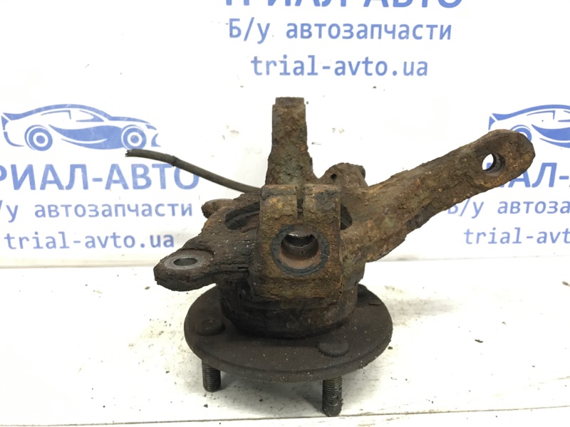 Кулак поворотный правый со ступицей Mitsubishi Lancer 9 1.6 бензин 4G18 Кулак поворотный правый со ступицей Mitsubishi Lancer 9 1.6 бензин 4G18