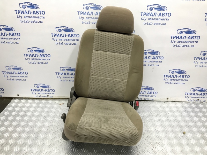 Сиденье переднее правое Mitsubishi Pajero Sport 1996-2008 K9 3.0 бензин 6G72 MR651149 Б/У