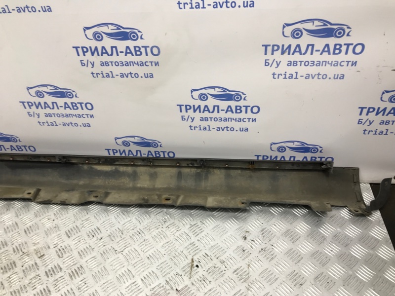 Накладка порога внешняя левая Avensis 2003-2009 T25 1.8 бензин 1ZZFE