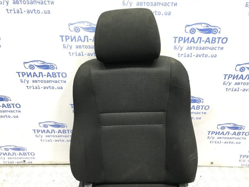 Сиденье переднее правое Avensis 2003-2009 T25 1.8 бензин 1ZZFE