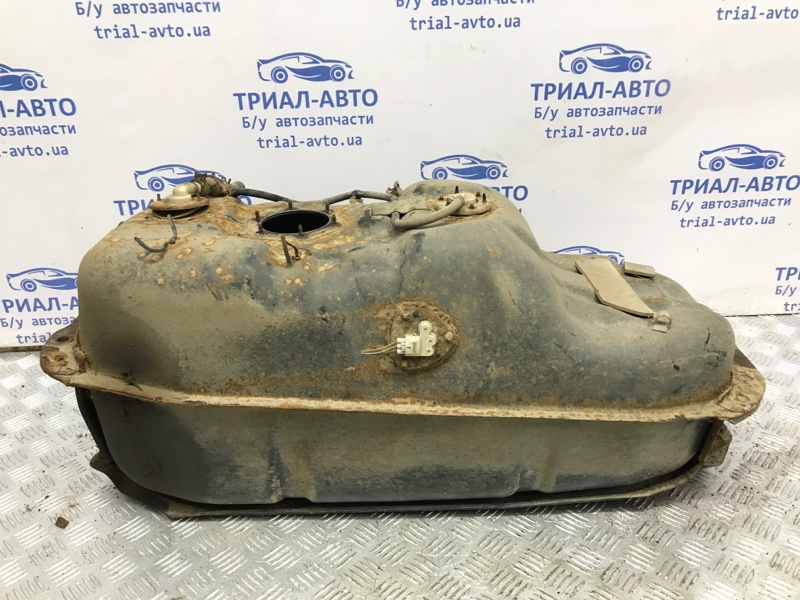 Бак топливный металлический Pajero Sport 1996-2008 K9 3.0 бензин 6G72 Бак топливный металлический Pajero Sport 1996-2008 K9 3.0 бензин 6G72