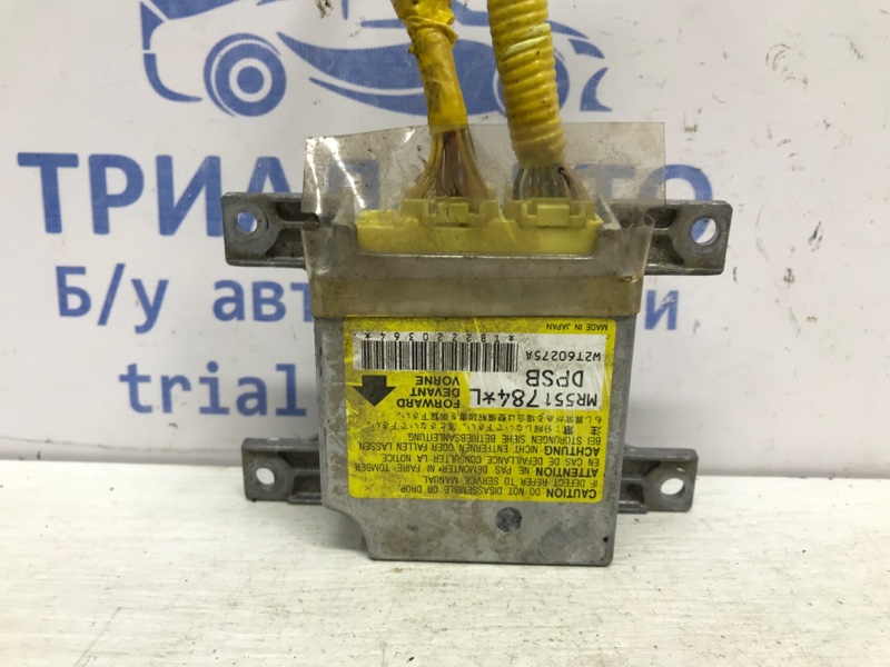 Блок AIRBAG Mitsubishi Pajero Wagon 1999-2006 3 3.2 Дизель 4M41 MR551784 Б/У