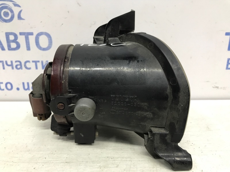Фара противотуманная левая Avensis 2003-2009 T25 2.0 diesel 1CDFTV