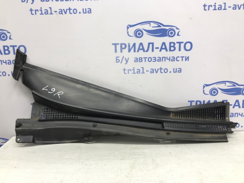 Запчасть дефлектор дворников правый Mitsubishi Lancer 2003-2009 9 1.6 бензин 4G18 MR533286 Б/У Дефлектор дворников правый Mitsubishi Lancer 2003-2009 9 1.6 бензин 4G18 MR533286 Б/У