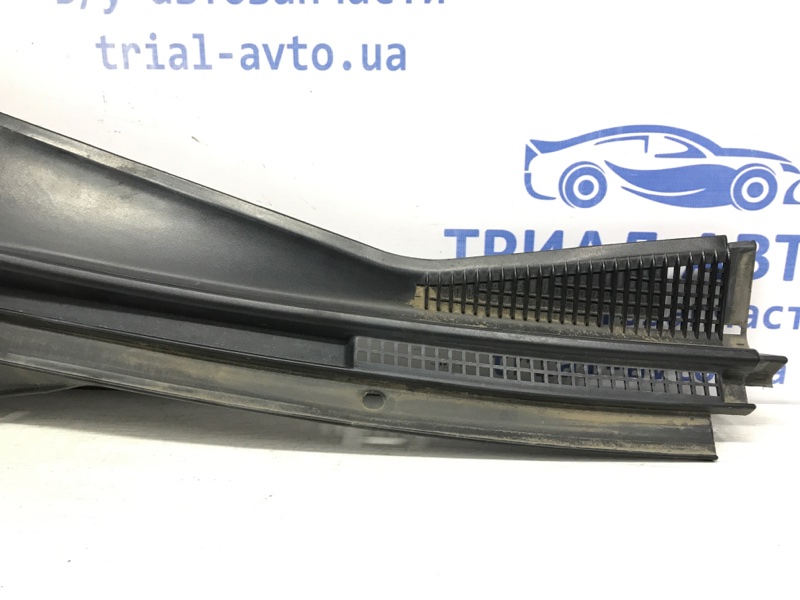 Дефлектор дворников правый Mitsubishi Lancer 9 1.6 бензин 4G18 Дефлектор дворников правый Mitsubishi Lancer 9 1.6 бензин 4G18