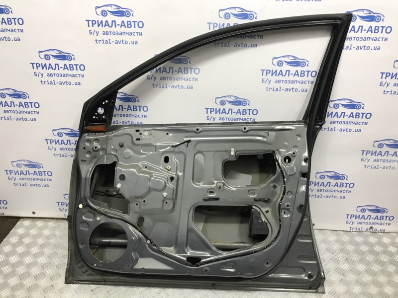 Дверь передняя правая Avensis 2003-2009 T25 2.0 diesel 1CDFTV