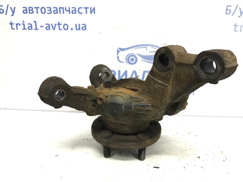 Кулак поворотный правый со ступицей Avensis 2003-2009 T25 2.0 diesel 1CDFTV