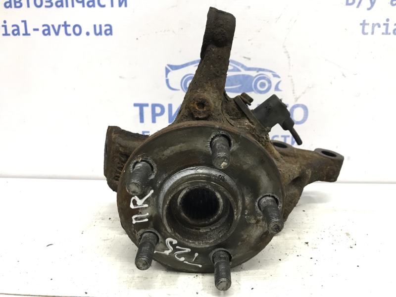 Кулак поворотный правый со ступицей Avensis 2003-2009 T25 2.0 diesel 1CDFTV