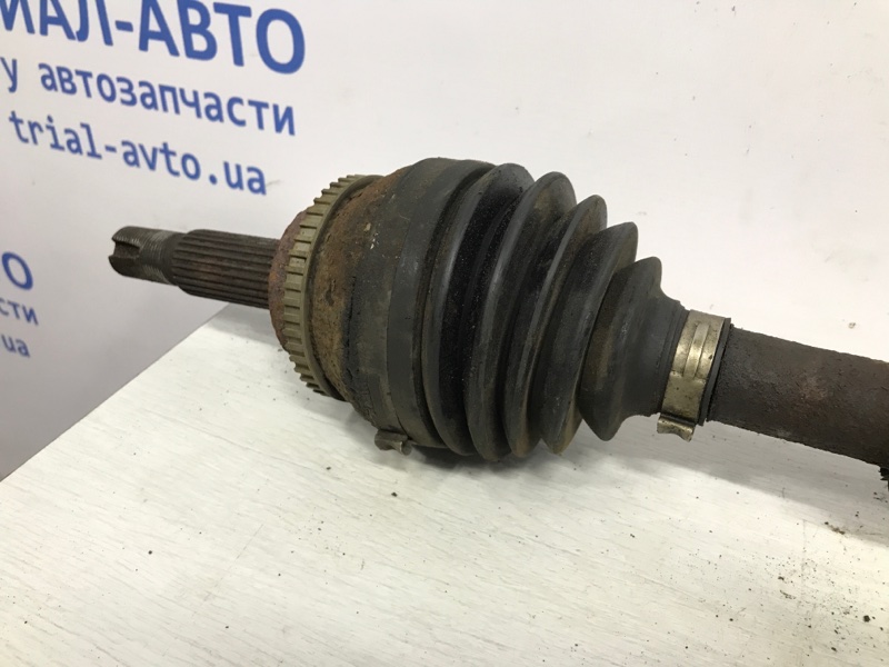 Привод передний правый МКПП Toyota Avensis T25 2.0 diesel 1CDFTV