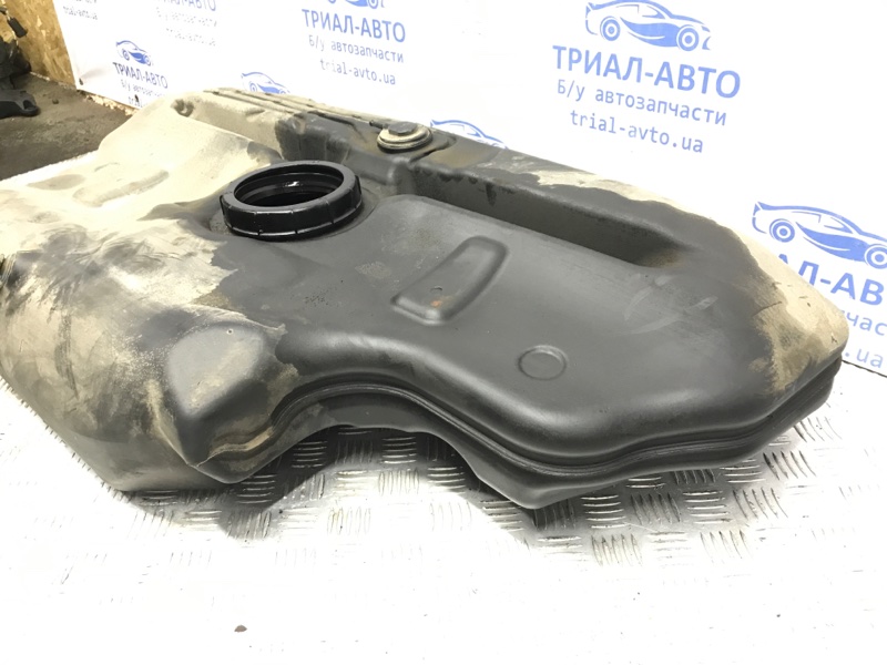 Бак топливный пластик Avensis 2003-2009 T25 2.0 diesel 1CDFTV