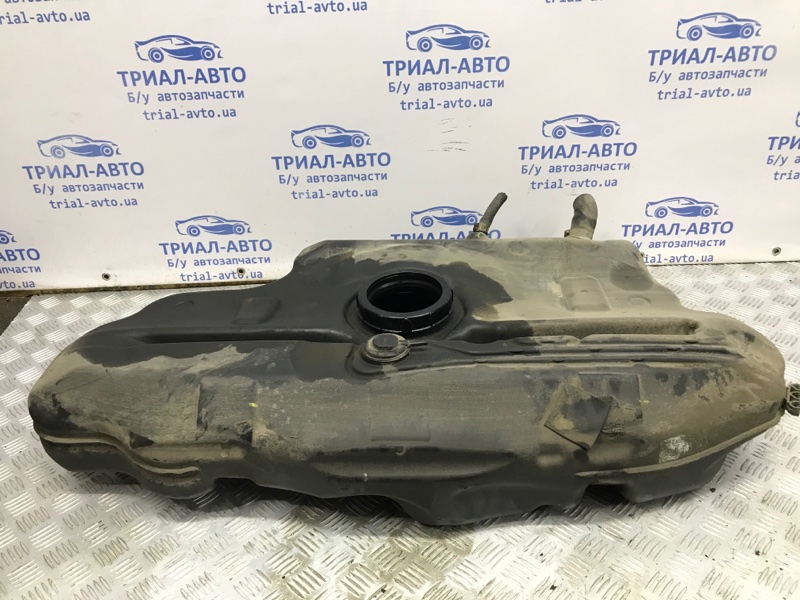 Бак топливный пластик Avensis 2003-2009 T25 2.0 diesel 1CDFTV