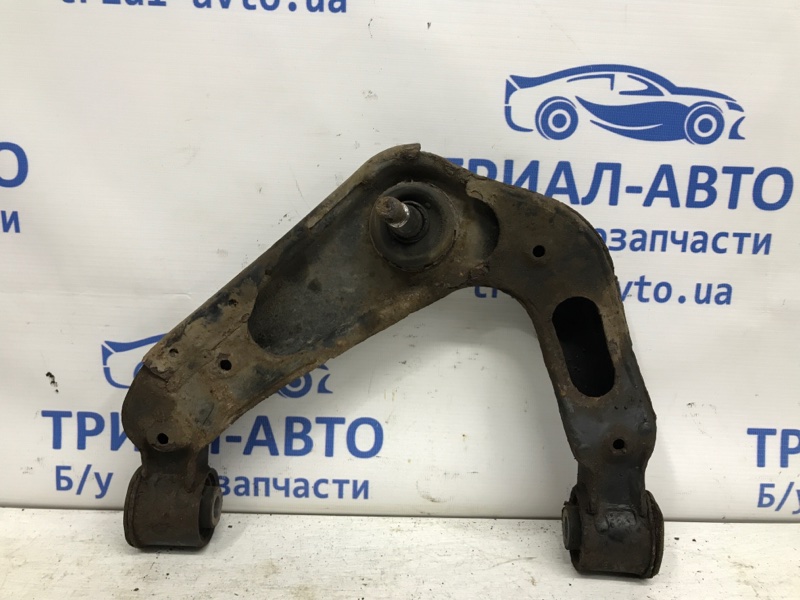 Рычаг передний верхний правый Nissan Navara 2005-2015 D40 2.5 Diesel YD25DDTI 54524EB30A Б/У