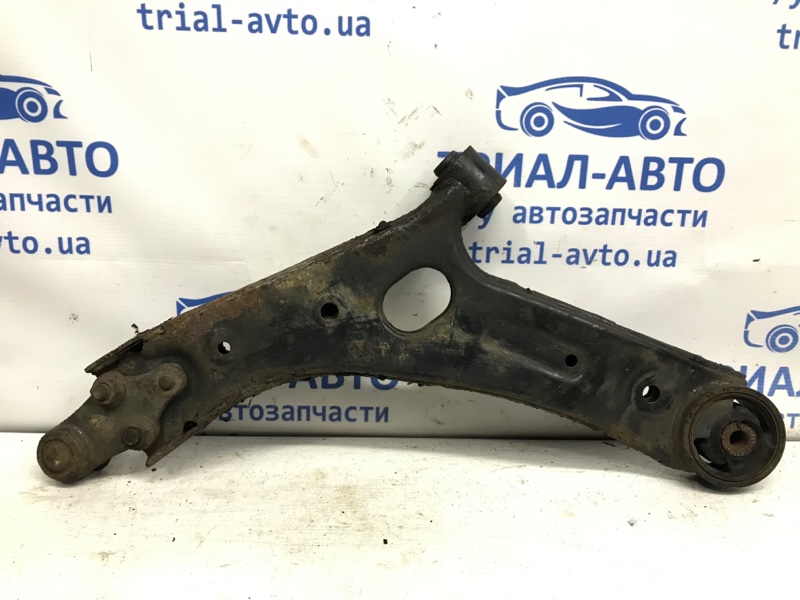 Рычаг правый Sportage 2010-2016 SL 1.7 diesel D4FD