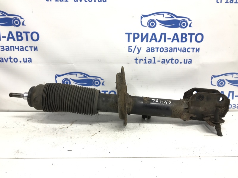Амортизатор передний левый Suzuki SX4 2006-2013 1 1.6 бензин M16A 41602-79J01 Б/У