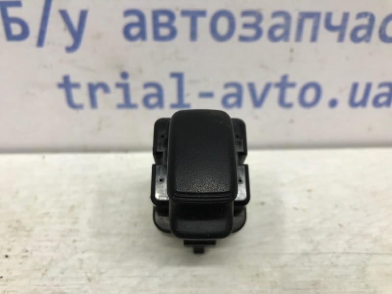 Кнопка стеклоподъемника Mitsubishi Pajero Wagon 1999-2006 3 3.2 Дизель 4M41 MR445659 Б/У