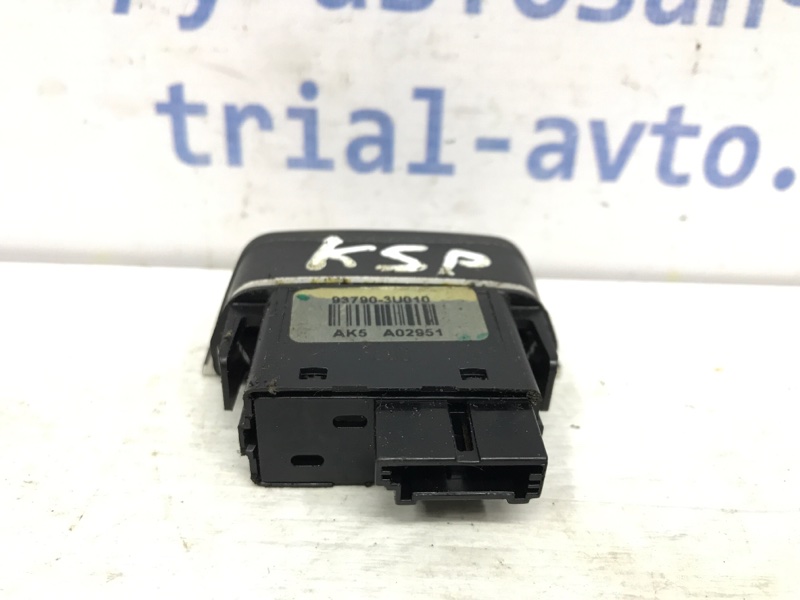 Кнопка аварийки Sportage 2010-2016 SL 1.7 diesel D4FD