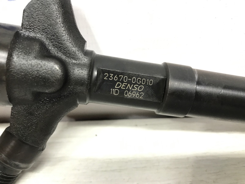 Форсунка топливная Avensis 2003-2009 T25 2.0 diesel 1CDFTV