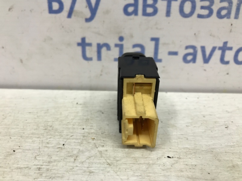 Кнопки управления Mitsubishi Pajero Wagon 3 3.2 Дизель 4M41 Кнопки управления Mitsubishi Pajero Wagon 3 3.2 Дизель 4M41