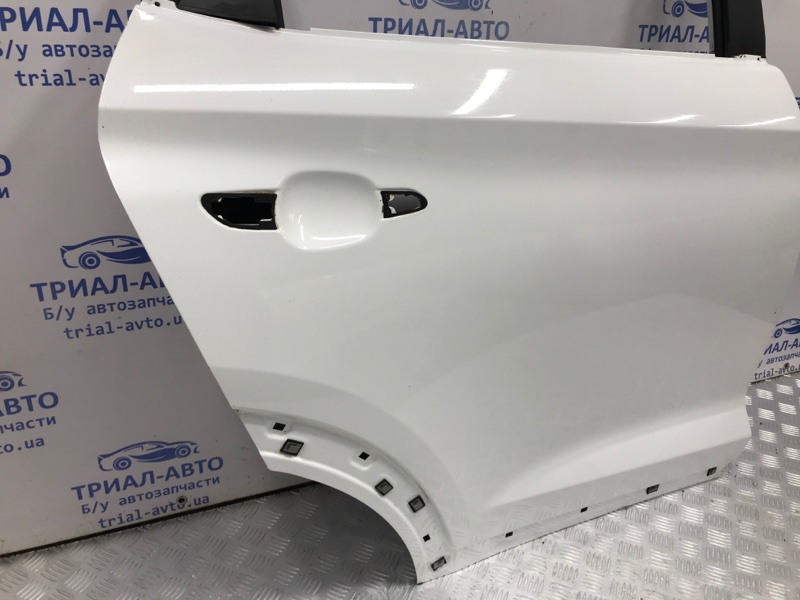 Дверь задняя правая Hyundai Tucson TL 1.7 diesel D4FD Дверь задняя правая Hyundai Tucson TL 1.7 diesel D4FD