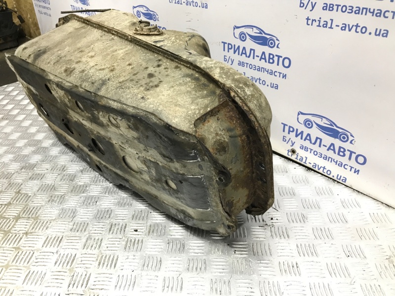 Бак топливный металлический Pajero Sport 1996-2008 K9 3.0 бензин 6G72 Бак топливный металлический Pajero Sport 1996-2008 K9 3.0 бензин 6G72