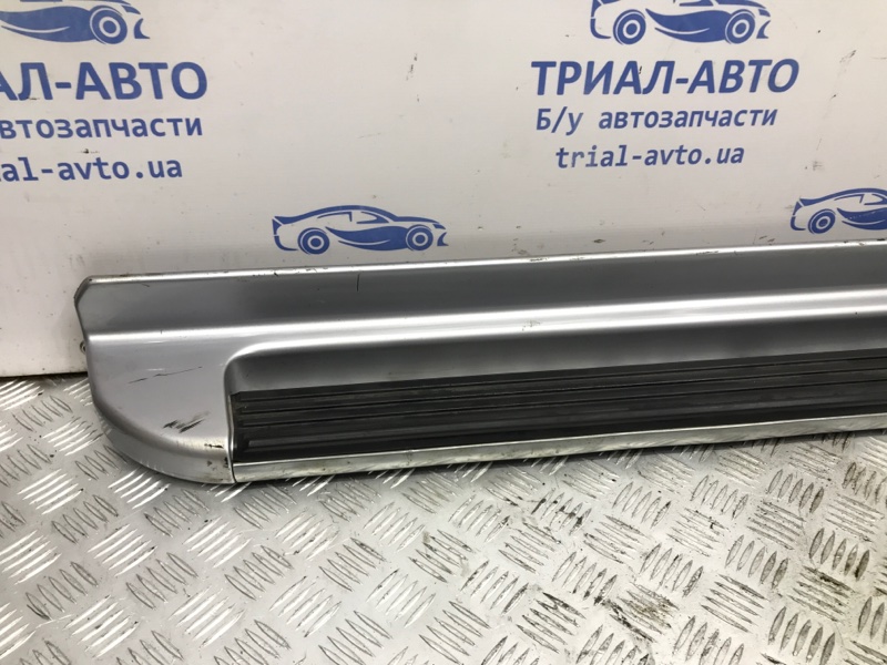 Накладка на подножку левая Pajero Sport 1996-2008 K9 3.0 бензин 6G72