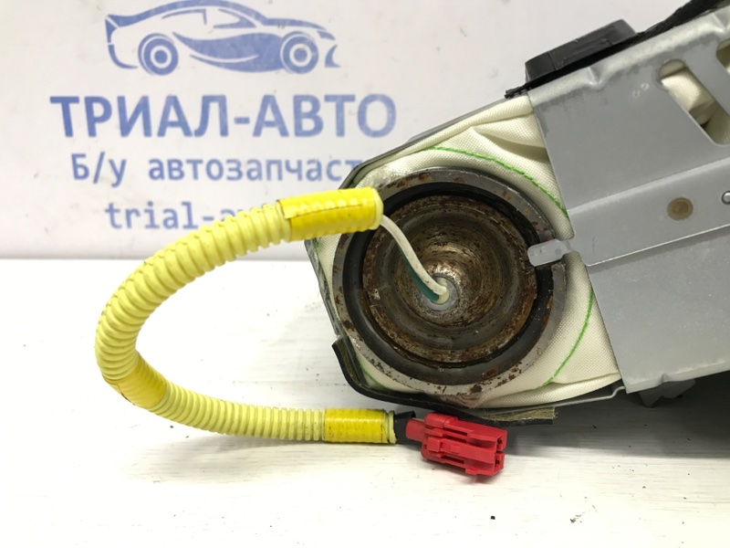 Подушка безопасности в торпеду Pajero Sport 1996-2008 K9 3.0 бензин 6G72