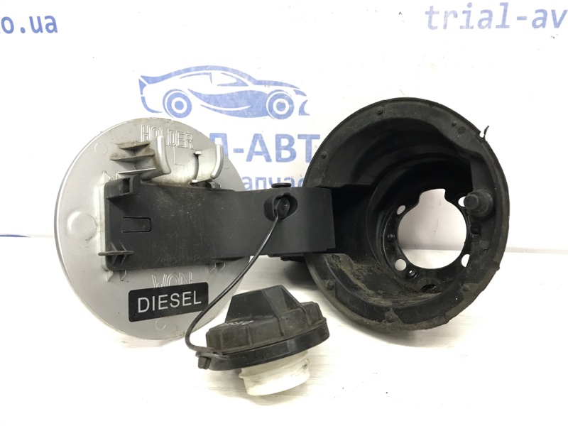 Лючок бака Ceed 2012-2018 JD 1.6 diesel D4FB