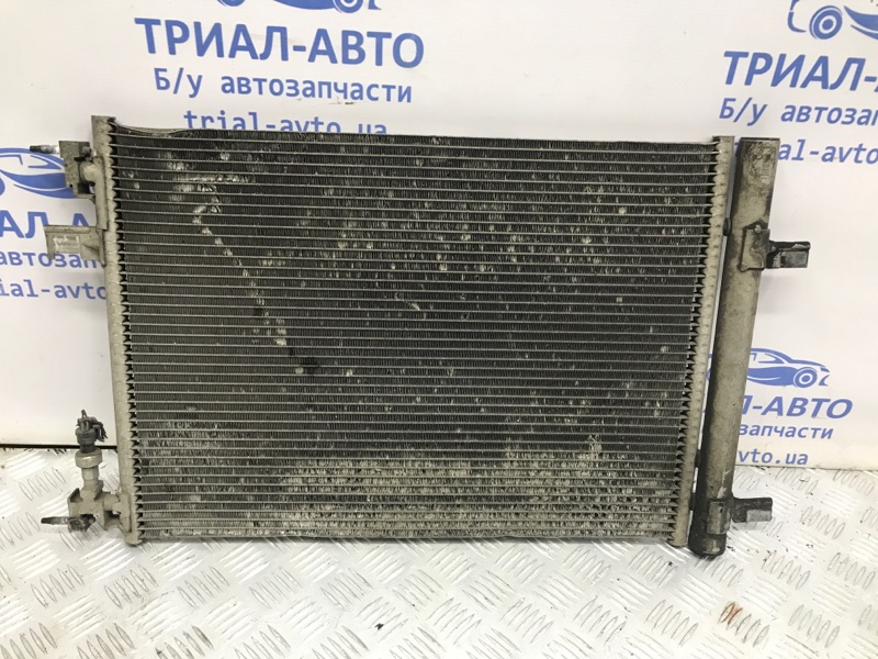 Радиатор кондиционера Chevrolet Cruze 2009-2016 J300 1.8 F18D4 13267648 Б/У