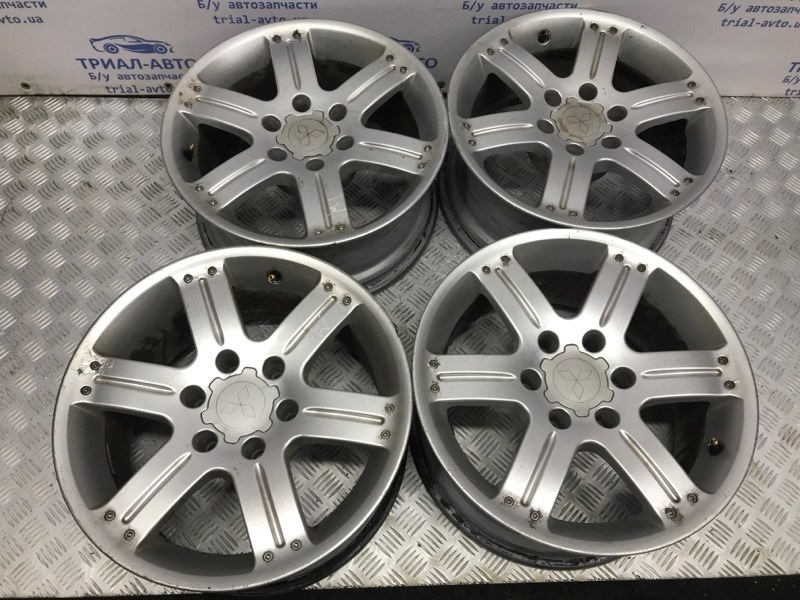 Диски титан комплект R18 Pajero Sport 1996-2008 K9 3.0 бензин 6G72 Диски титан комплект R18 Pajero Sport 1996-2008 K9 3.0 бензин 6G72