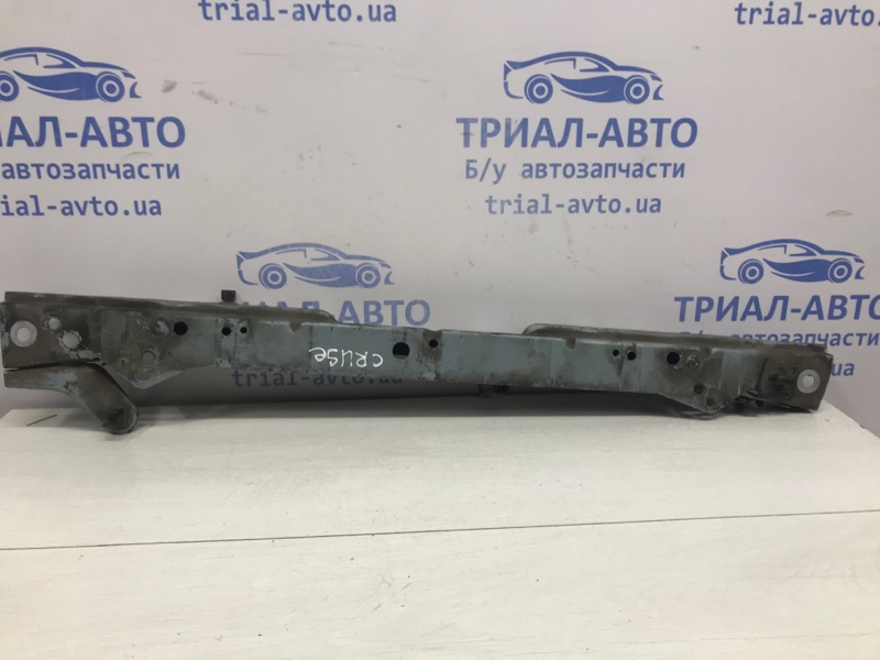Панель передняя верхняя планка Chevrolet Cruze 2009-2016 J300 1.8 F18D4 95981431 Б/У