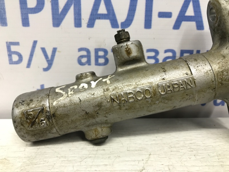 Тормозной цилиндр главный Pajero Sport 1996-2008 K9 3.0 бензин 6G72 Тормозной цилиндр главный Pajero Sport 1996-2008 K9 3.0 бензин 6G72