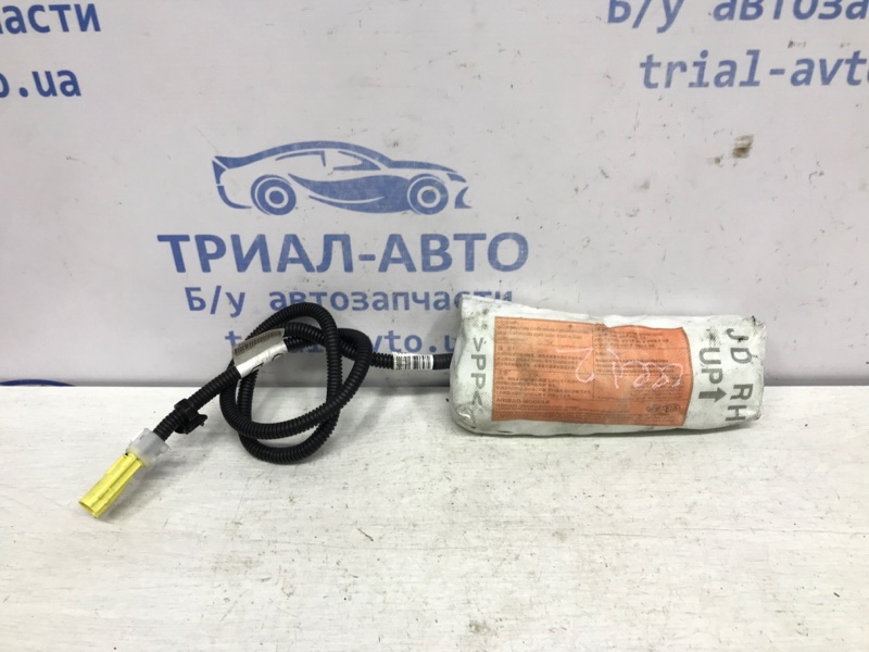 Подушка безопасности в кресло правая KIA Ceed 2012-2018 JD 1.6 diesel D4FB 88920A2000 Б/У