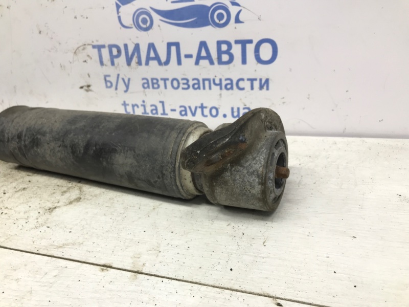 Амортизатор задний Cruze 2008-2016 J300 1.8 F18D4 Амортизатор задний Cruze 2008-2016 J300 1.8 F18D4