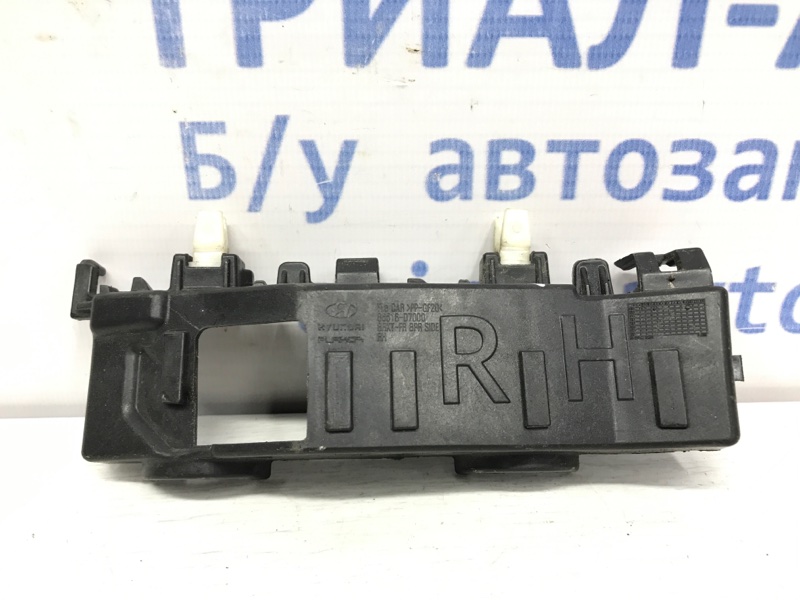 Кронштейн бампера передний правый Hyundai Tucson 2015-2021 TL 1.7 diesel D4FD 86516D7000 Б/У