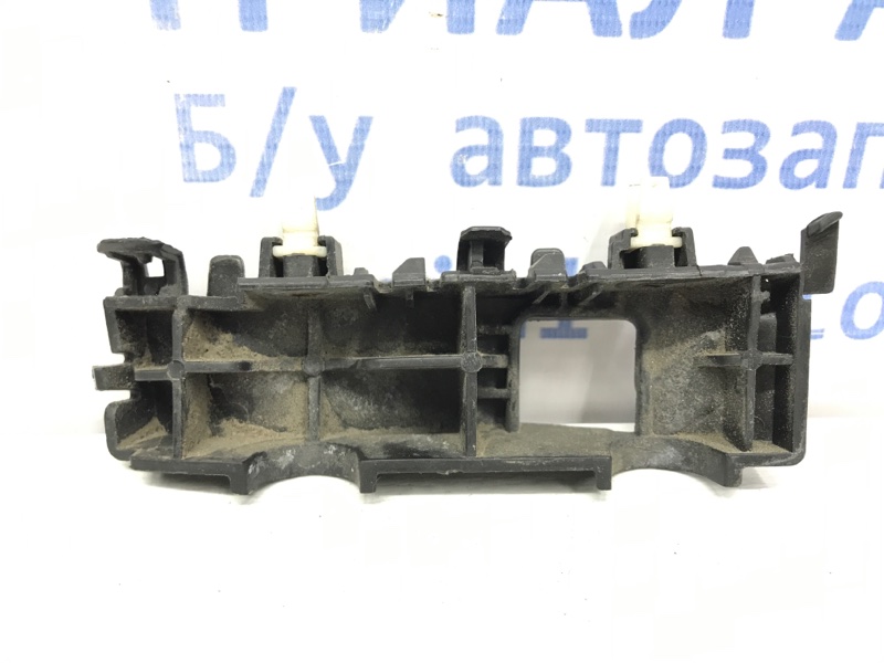 Кронштейн бампера передний правый Hyundai Tucson TL 1.7 diesel D4FD