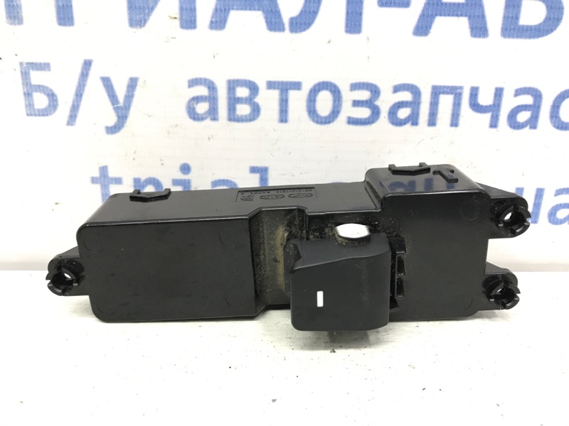 Кнопка стеклоподъемника Hyundai Tucson 2015-2021 TL 1.7 diesel D4FD 93575D3121 Б/У