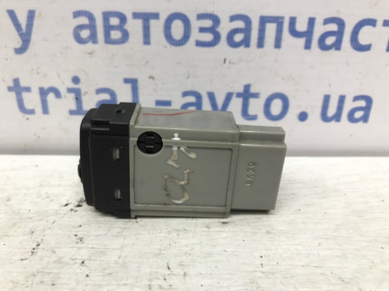Корректор фар Outlander 2003-2007 CU 2.4 бензин 4G69