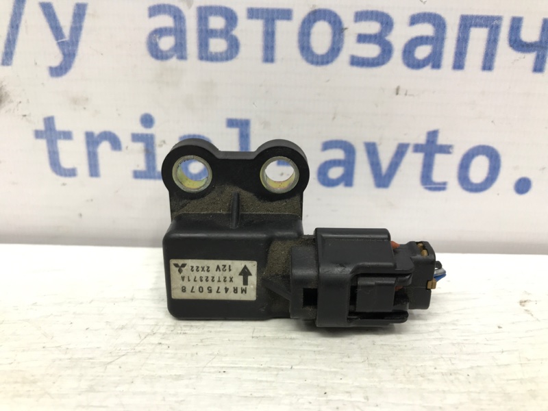 Датчик ускорения ESP Mitsubishi Pajero Sport 1996-2008 K9 3.0 бензин 6G72 MR475078 Б/У