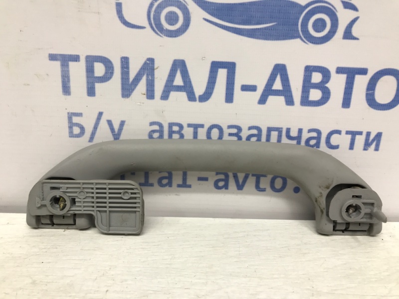 Ручка потолка Pajero Sport 1996-2008 K9 3.0 бензин 6G72