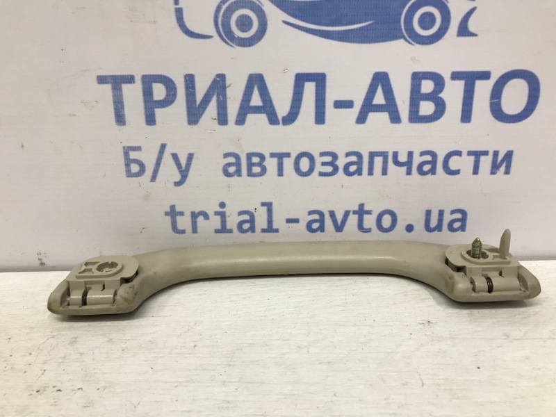 Ручка потолка Mitsubishi Pajero Sport K9 3.0 бензин 6G72