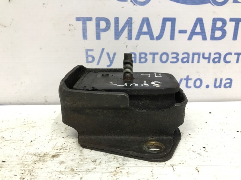 Подушка ДВС Mitsubishi Pajero Sport 1996-2008 K9 2.5 Diesel MR210868 Б/У