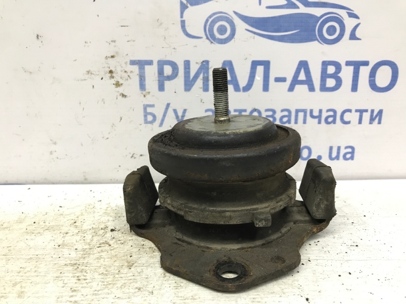 Подушка ДВС Mitsubishi Pajero Sport 1996-2008 K9 3.0 бензин 6G72 MR210871 Б/У